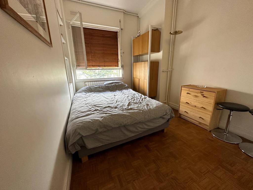 Av Foch Arc De Triomphe Belles Feuilles Appartement Parijs